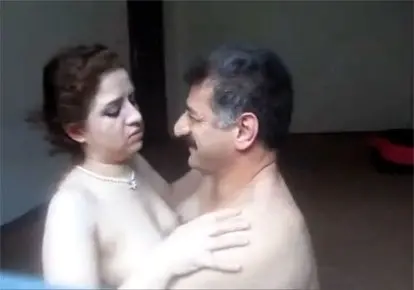 Турок трахает свою жену дома